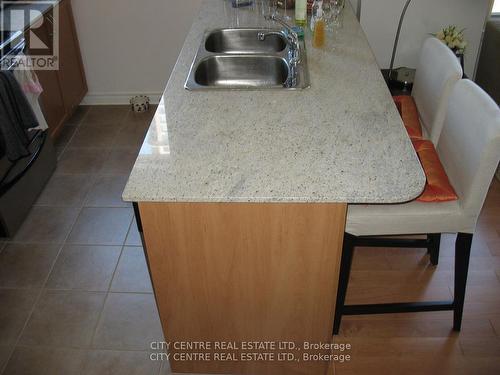 709 - 388 Prince Of Wales Drive, Mississauga, ON - Indoor Photo Showing Kitchen With Double Sink