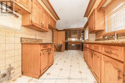 4211 Brandon Gate Drive, Mississauga, ON - Indoor