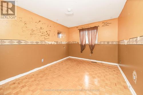 4211 Brandon Gate Drive, Mississauga, ON - Indoor Photo Showing Other Room