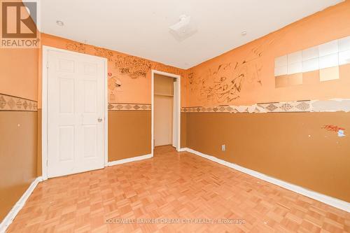 4211 Brandon Gate Drive, Mississauga, ON - Indoor Photo Showing Other Room