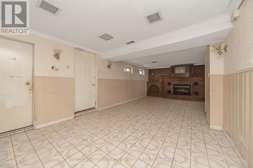 4211 Brandon Gate Drive, Mississauga, ON - Indoor Photo Showing Other Room