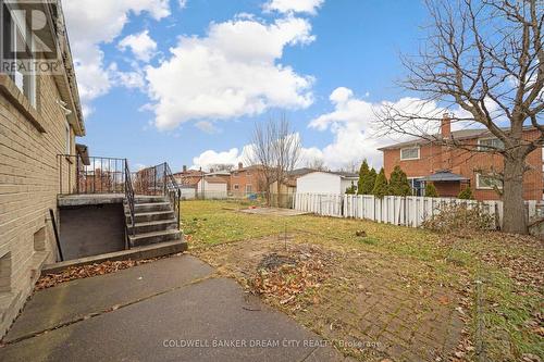 4211 Brandon Gate Drive, Mississauga, ON - Outdoor