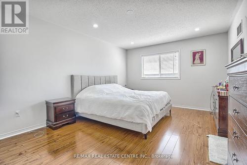 3398 Crimson King Circle, Mississauga, ON - Indoor Photo Showing Bedroom