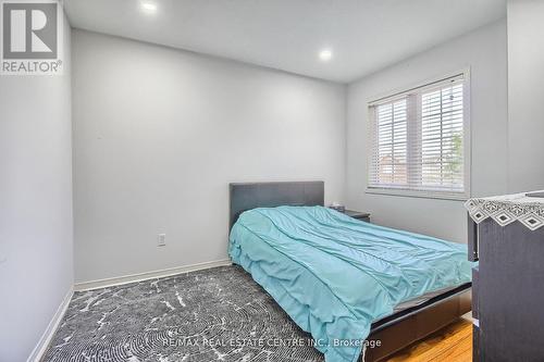 3398 Crimson King Circle, Mississauga, ON - Indoor Photo Showing Bedroom