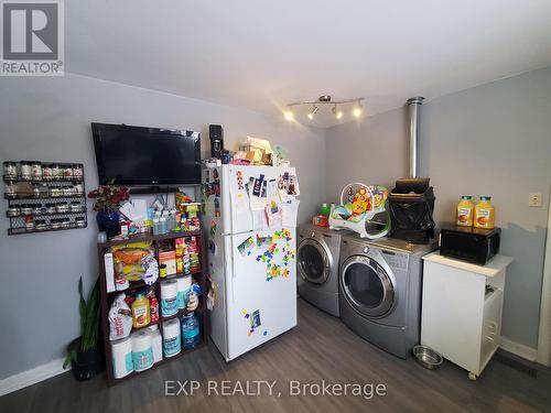 662 Sherbrooke Street, Peterborough, ON - Indoor Photo Showing Laundry Room