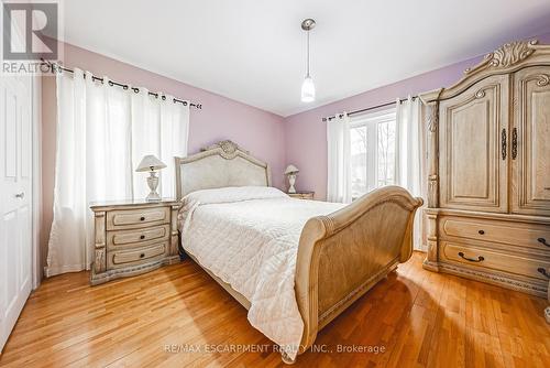 5100 White Church Road, Hamilton, ON - Indoor Photo Showing Bedroom