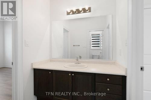 134 Granite Ridge Trail, Hamilton, ON - Indoor Photo Showing Bathroom