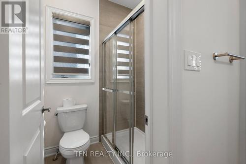 134 Granite Ridge Trail, Hamilton, ON - Indoor Photo Showing Bathroom