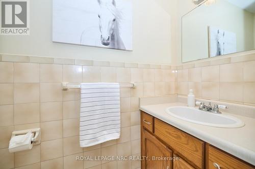 4 - 23 Dynasty Avenue, Hamilton (Stoney Creek), ON - Indoor Photo Showing Bathroom