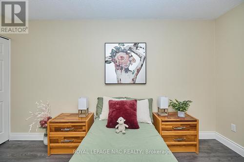 4 - 23 Dynasty Avenue, Hamilton (Stoney Creek), ON - Indoor Photo Showing Other Room