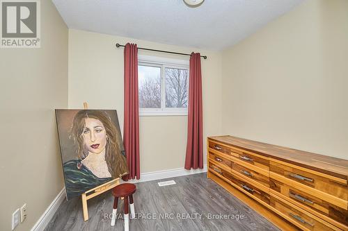 4 - 23 Dynasty Avenue, Hamilton (Stoney Creek), ON - Indoor Photo Showing Other Room