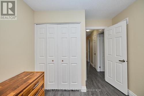 4 - 23 Dynasty Avenue, Hamilton (Stoney Creek), ON - Indoor