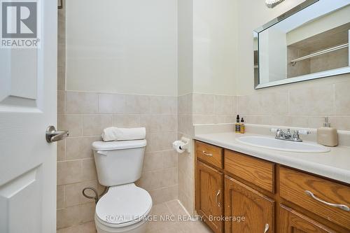 4 - 23 Dynasty Avenue, Hamilton (Stoney Creek), ON - Indoor Photo Showing Bathroom