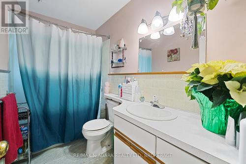 172 Queen Street, Port Colborne, ON - Indoor Photo Showing Bathroom