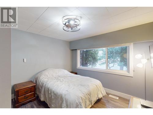 2282 Short Avenue, Quesnel, BC - Indoor Photo Showing Bedroom