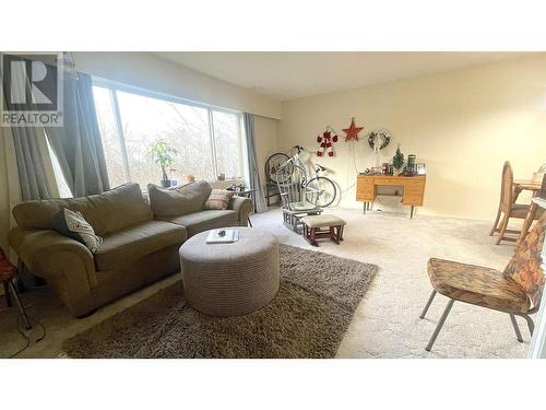 301 1248 Summit Avenue, Prince Rupert, BC - Indoor Photo Showing Living Room