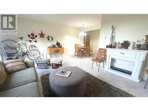 301 1248 Summit Avenue, Prince Rupert, BC - Indoor Photo Showing Living Room