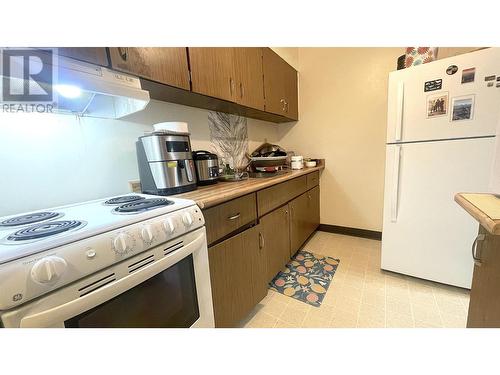 301 1248 Summit Avenue, Prince Rupert, BC - Indoor Photo Showing Kitchen