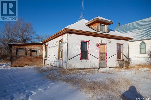 16 Elm Street, Ruddell, SK - Outdoor