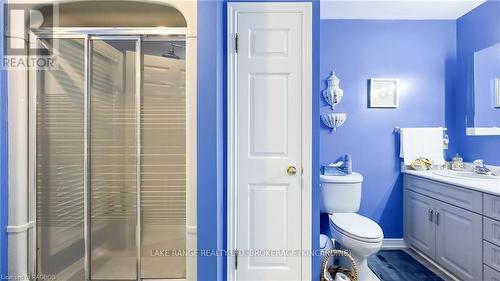 129 Huron Road, Huron-Kinloss, ON - Indoor Photo Showing Bathroom