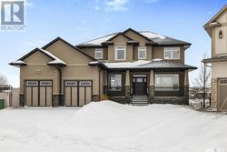 8075 Wascana Gardens CRESCENT  Regina, SK S4V 1G2