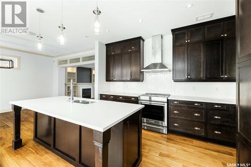 8075 Wascana Gardens Crescent, Regina, SK - Indoor Photo Showing Kitchen With Double Sink With Upgraded Kitchen