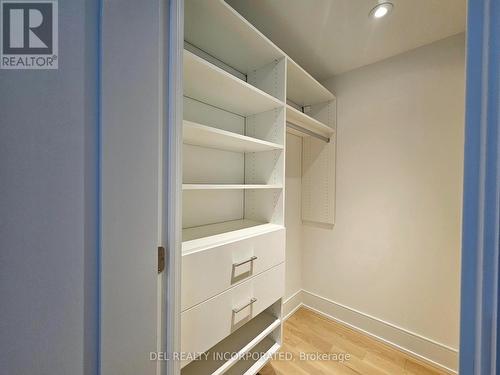 311 - 10 Inn On The Park Drive, Toronto, ON - Indoor With Storage