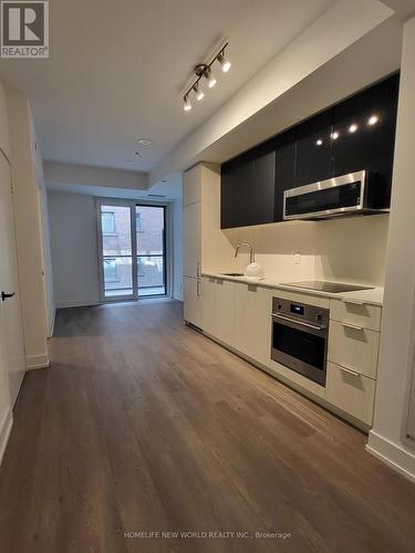 617 - 308 Jarvis Street, Toronto, ON - Indoor Photo Showing Kitchen