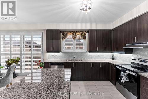 310 Coronation Road, Whitby, ON - Indoor Photo Showing Kitchen With Upgraded Kitchen