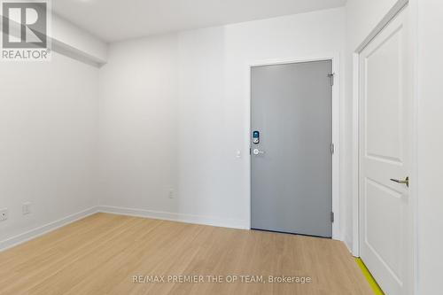 2109 - 30 Upper Mall Way, Vaughan, ON - Indoor Photo Showing Other Room