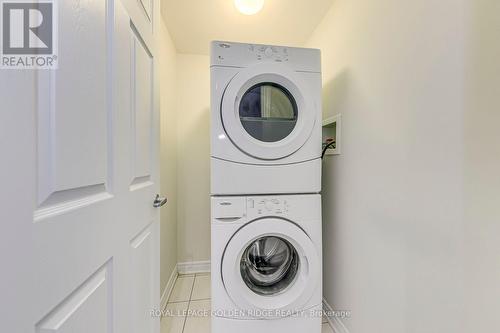 Th24 - 2460 Prince Michael Drive, Oakville, ON - Indoor Photo Showing Laundry Room