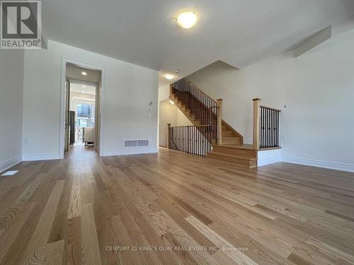 28 Lake Trail Way, Whitby, ON - Indoor Photo Showing Other Room