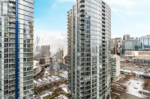 1806 131 Regiment Square, Vancouver, BC - Outdoor With Facade