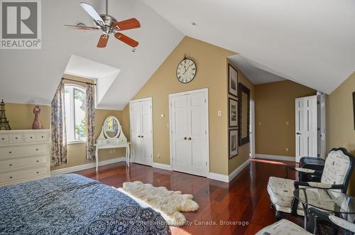 190 Melissa Lane, Tiny, ON - Indoor Photo Showing Bedroom