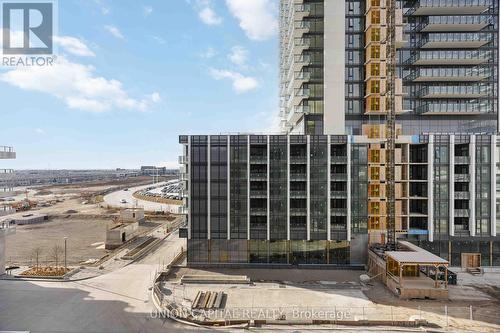 519 - 8960 Jane Street, Vaughan, ON - Outdoor With Facade