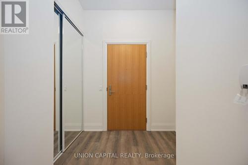 519 - 8960 Jane Street, Vaughan, ON - Indoor Photo Showing Other Room