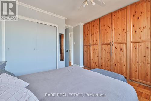 405 - 2052 Courtland Drive, Burlington, ON - Indoor Photo Showing Bedroom