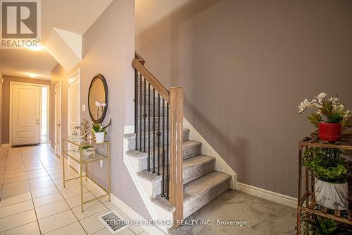 214 Poppy Drive E, Guelph, ON - Indoor Photo Showing Other Room