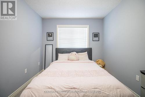 214 Poppy Drive E, Guelph, ON - Indoor Photo Showing Bedroom