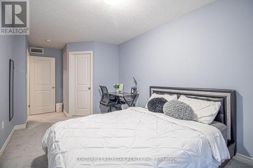 214 Poppy Drive E, Guelph, ON - Indoor Photo Showing Bedroom