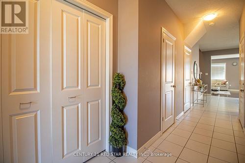 214 Poppy Drive E, Guelph, ON - Indoor Photo Showing Other Room