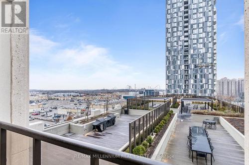 811 - 9085 Jane Street, Vaughan, ON - Outdoor With Balcony