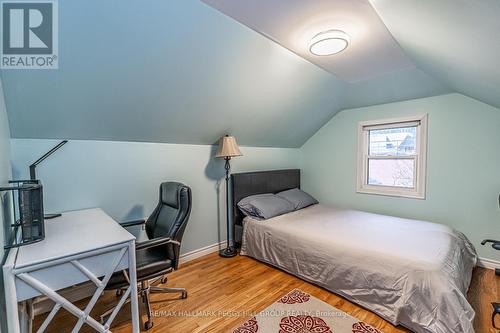 42 Mill Street, Essa, ON - Indoor Photo Showing Bedroom