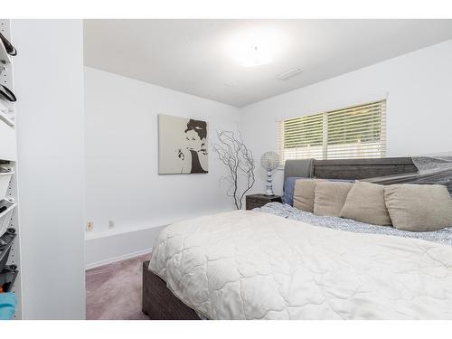 8237 167A Street, Surrey, BC - Indoor Photo Showing Bedroom