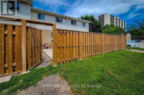 62 Riverdale Drive, Hamilton, ON - Outdoor