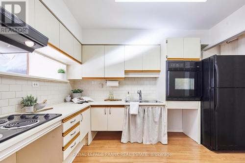 107 - 1890 Valley Farm Road, Pickering (Town Centre), ON - Indoor Photo Showing Kitchen