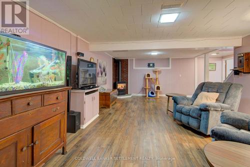 28 Sunset Boulevard, Perth, ON - Indoor