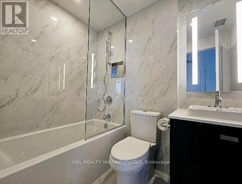 603 - 10 Inn On The Park Drive, Toronto, ON - Indoor Photo Showing Bathroom