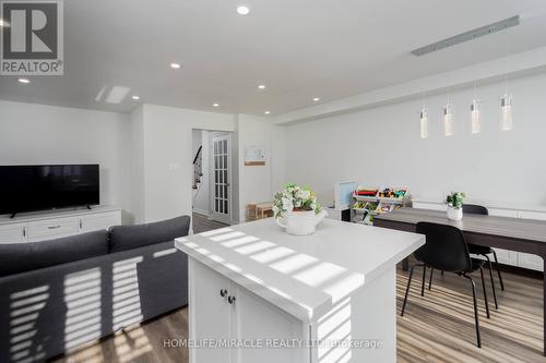 220 Kelso Crescent, Vaughan, ON - Indoor Photo Showing Dining Room