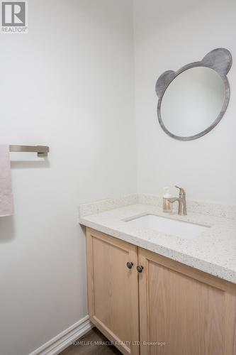 220 Kelso Crescent, Vaughan, ON - Indoor Photo Showing Bathroom